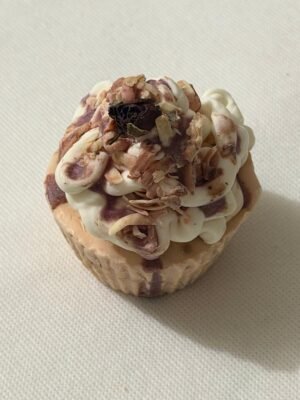 Savon Cupcake Rose de Soie artisanal, vue de dessus